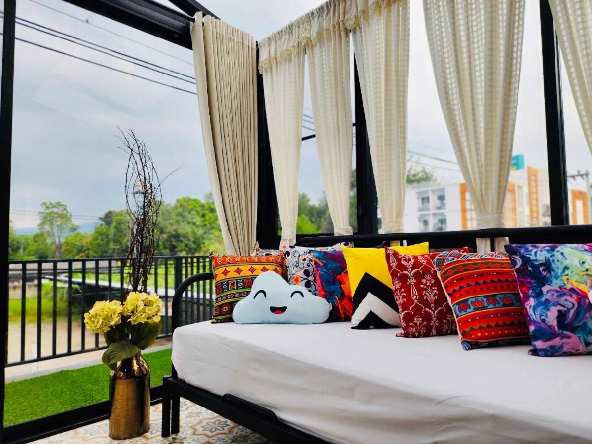 Capital O 75422 Million Pillows Chiang Mai Exterior photo