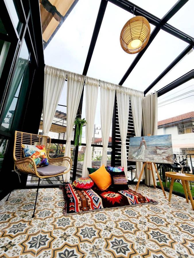 Capital O 75422 Million Pillows Chiang Mai Exterior photo