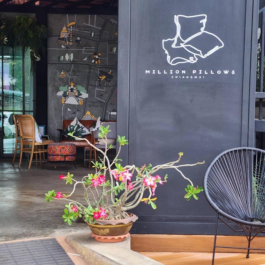 Capital O 75422 Million Pillows Chiang Mai Exterior photo