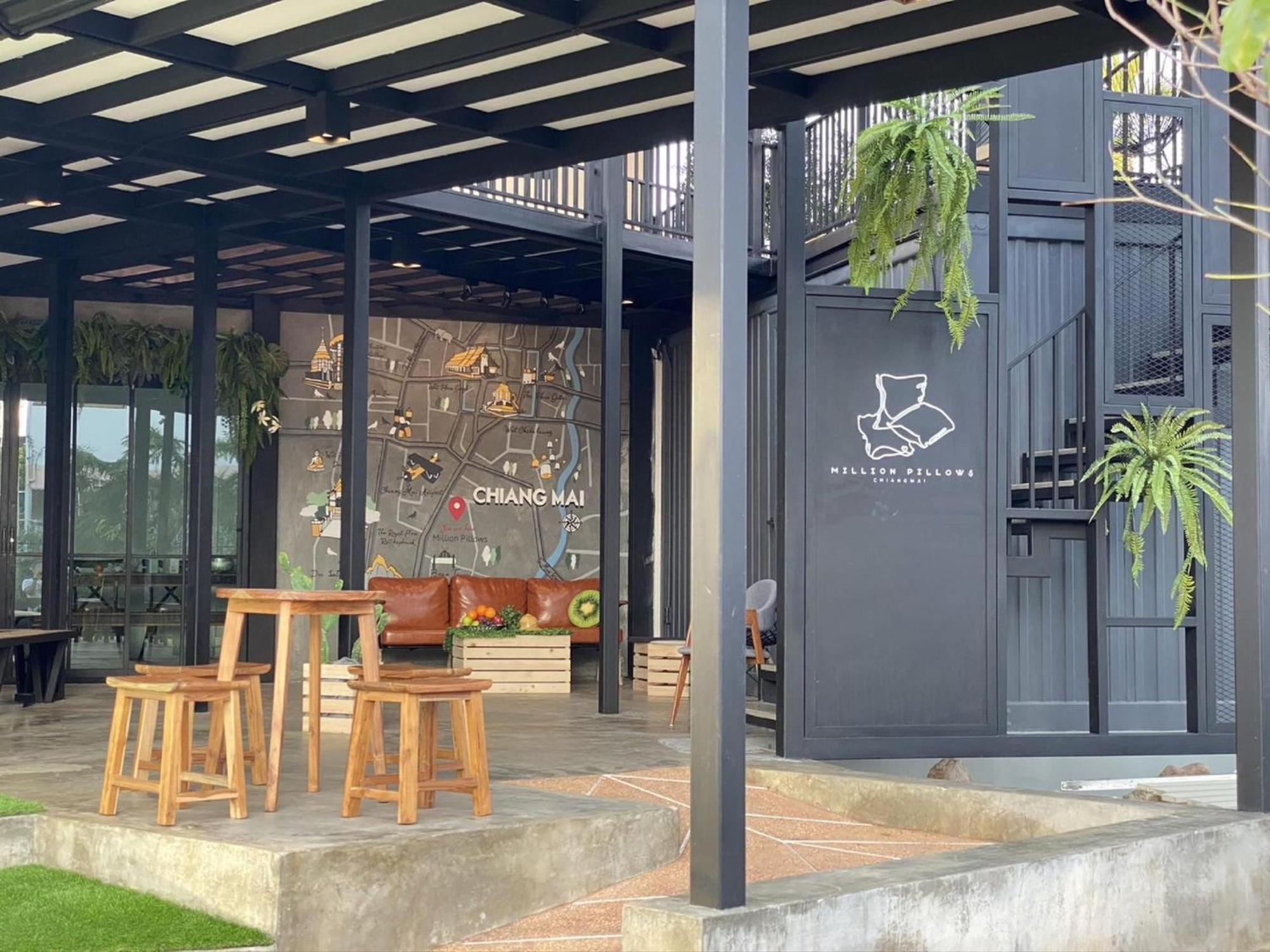 Capital O 75422 Million Pillows Chiang Mai Exterior photo
